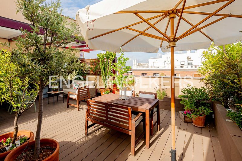 Foto 7c24e119-e0e8-4f54-bc29-603703100435. Àtic amb calefacció piscina a Vallehermoso Madrid