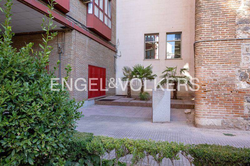 Foto 4306af78-9148-45d7-9f95-87671042908a. Pis amb calefacció aparcament a Palacio Madrid