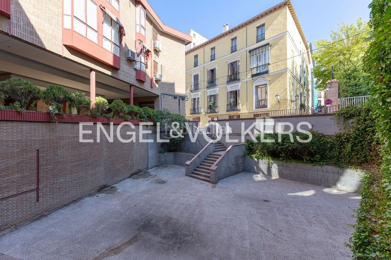 Foto 62a0cbb9-e537-4493-ae6d-5a0fa5560a40. Pis amb calefacció aparcament a Palacio Madrid