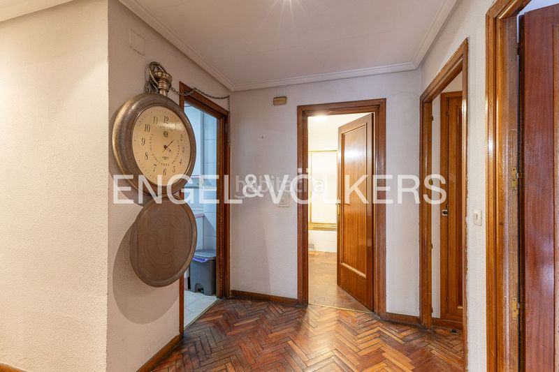 Foto a539ce22-da81-4b99-b53b-ab4736ecda87. Pis amb calefacció aparcament a Palacio Madrid