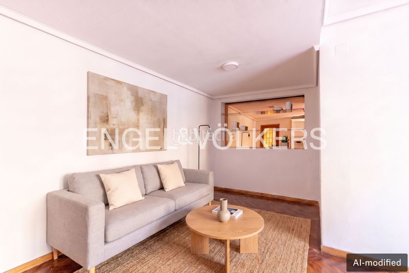 Foto a727f62d-0cb6-46c7-b456-37f303be3ae0. Pis amb calefacció aparcament a Palacio Madrid