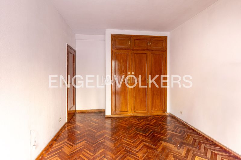 Foto e19e0c10-e014-48bb-8c1f-99168046bd3f. Pis amb calefacció aparcament a Palacio Madrid