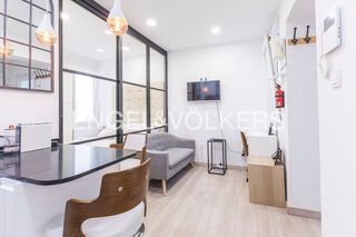 Etagenwohnung in Embajadores-Lavapiés