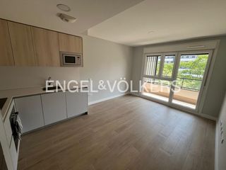 Rent Flat in Valdebebas - Valdefuentes. Apartamento exclusivo a 15 min del circuito de la formula 1