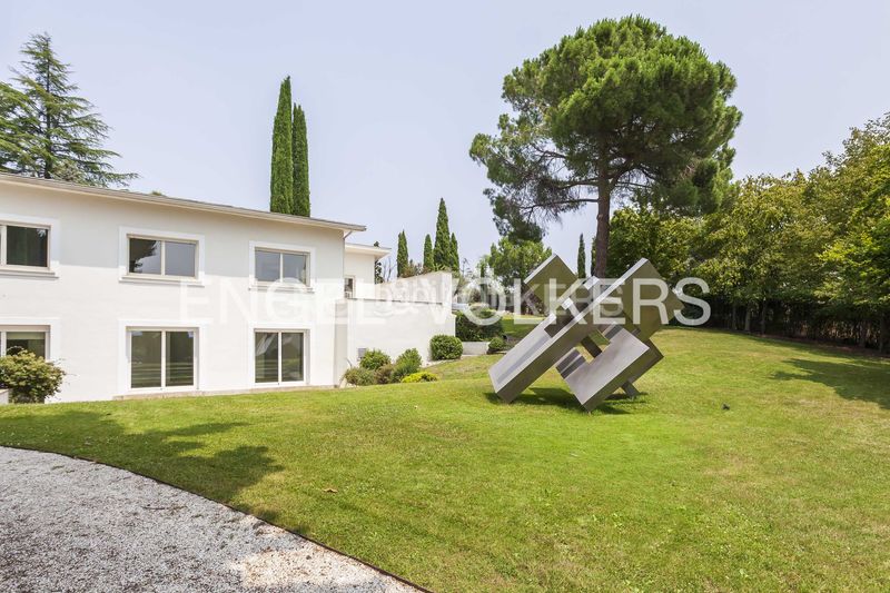 Foto 6aa88e0f-f9dd-4bbd-9144-76c3791871dd. Lloguer casa amb calefacció aparcament piscina a La Moraleja