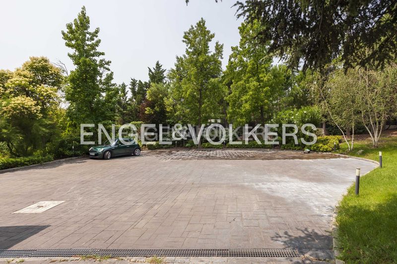 Foto a7a80a36-01c6-426f-9cab-a06cb2e57a70. Lloguer casa amb calefacció aparcament piscina a La Moraleja
