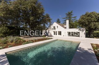 Casa in Ciudalcampo. Exclusiva vivienda a estrenar en ciudalcampo