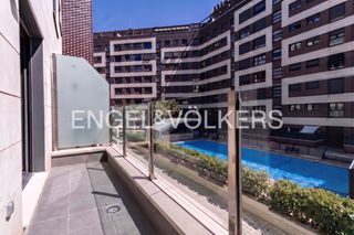 Miete Etagenwohnung in Adelfas. Espectacular piso exterior con terraza en el retiro