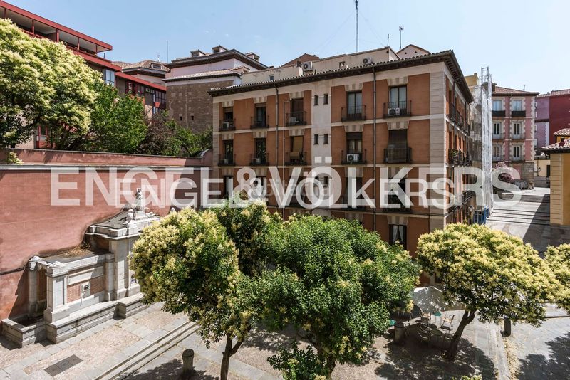 Foto 4c39eb9b-4d54-45a9-be9e-6850414360c0. Pis amb calefacció a Palacio Madrid