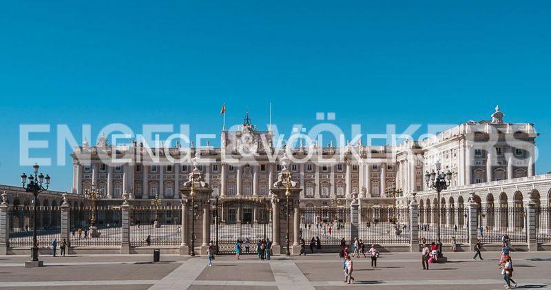 Foto b1e5d713-d09e-4a5c-b002-f108b7e7f9f3. Pis amb calefacció a Palacio Madrid