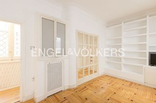 Flat in Castellana