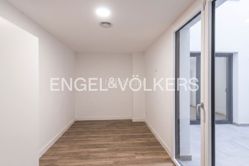 Foto aafa99ff-074c-4b4e-a491-e4054794ee06. Casa amb calefacció aparcament piscina a urbanización La Moraleja La Moraleja