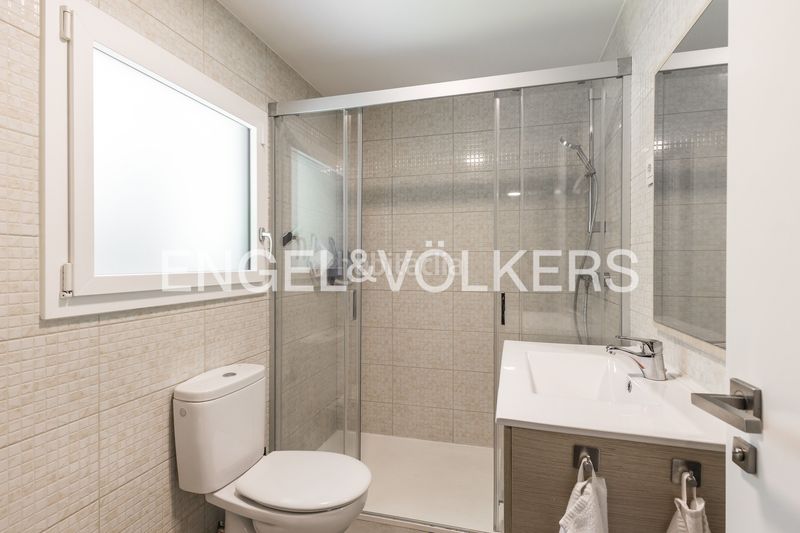 Foto dbe7fb87-b805-4a5c-ae7b-9f6124d09639. Casa amb calefacció aparcament piscina a urbanización La Moraleja La Moraleja