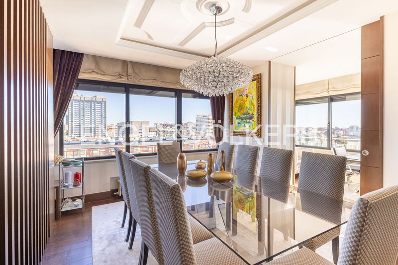 Foto de20c7ff-a016-4f4c-8ab0-034a0b0ad5bd. Pis amb calefacció aparcament a Hispanoamérica-Bernabéu Madrid