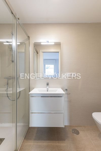 Foto ad911e70-fda9-4ddf-b6e5-be7b443a9300. Alquiler piso  muy luminoso en Pacífico retiro 2 dormitorios garaje en Madrid