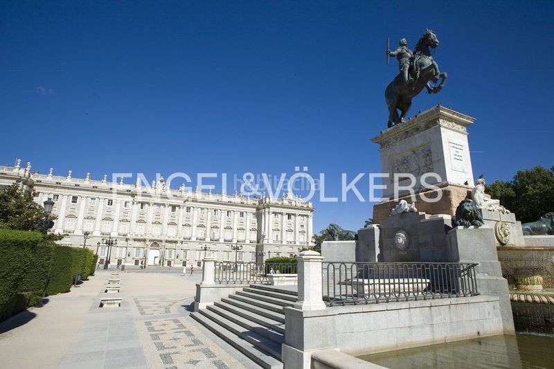 Foto 0aba2691-fb24-4a14-b6be-7301aa6332d1. Lloguer pis amb calefacció a Palacio Madrid