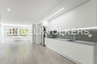 Etagenwohnung in Juan de Urbieta