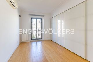 Etagenwohnung in Fuencarral