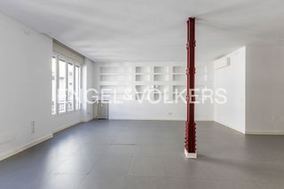 Alquiler Piso en Justicia-Chueca. Vivienda exclusiva de 195 m con reforma integral y diseño de int