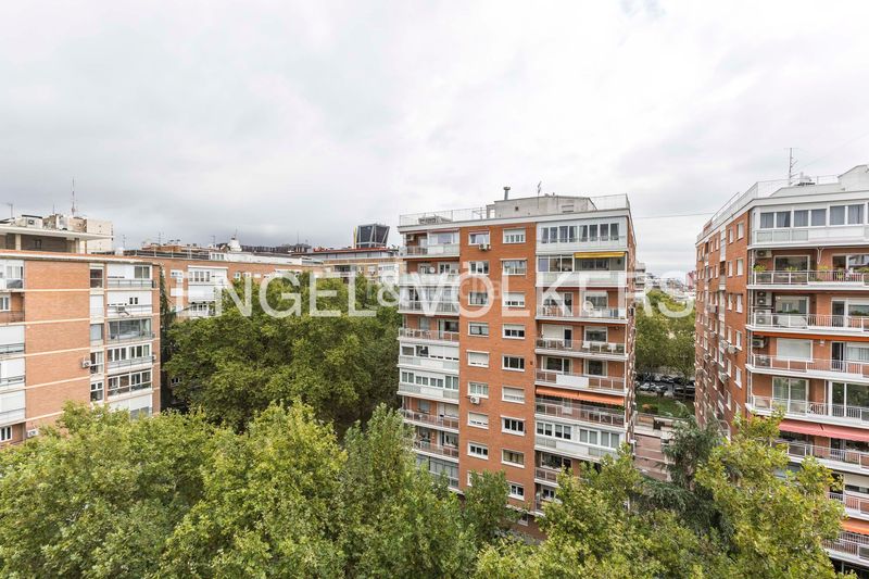 Foto b6e8901b-dc07-4b47-ba26-53618e16069b. Pis amb calefacció a Nueva España Madrid