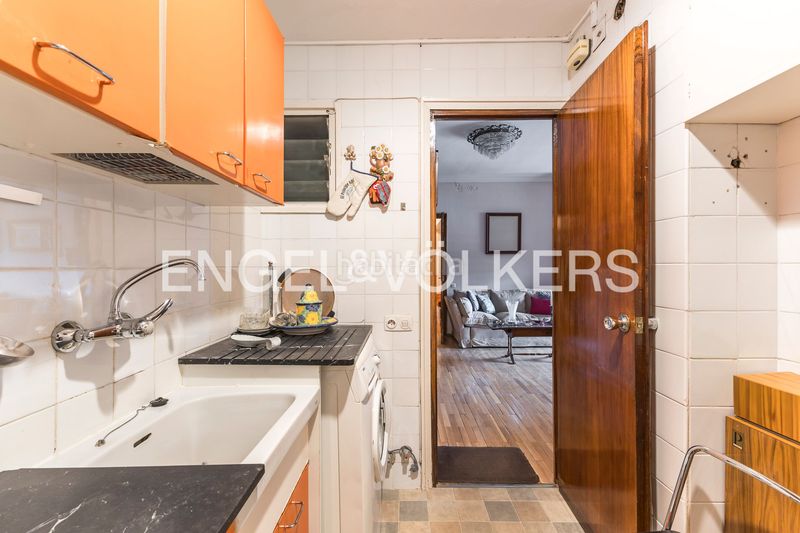 Foto c8a9f5a3-a617-4ae5-9238-e96cb12d1440. Pis amb calefacció a Nueva España Madrid