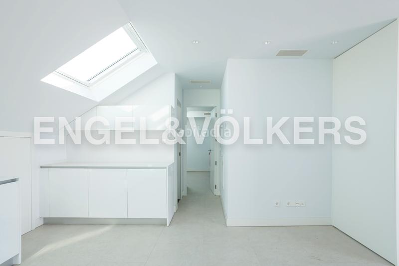 Foto c797ffc5-ed56-4a4c-be65-4494931c5c6d. Lloguer àtic amb calefacció a Universidad-Malasaña Madrid