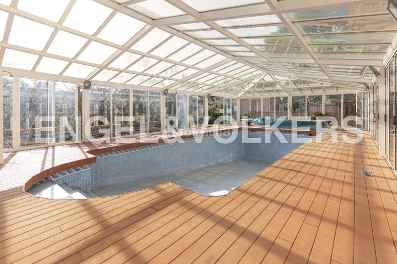Foto 7950aef1-61ff-4371-8238-c7c8d9c491e8. Casa amb calefacció aparcament piscina a Molino de la Hoz Rozas de Madrid (Las)