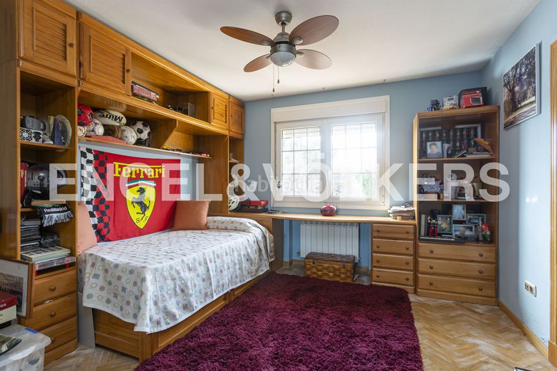 Foto 986edfaa-6089-44ee-922d-fe7c6be65044. Casa amb calefacció aparcament piscina a Molino de la Hoz Rozas de Madrid (Las)
