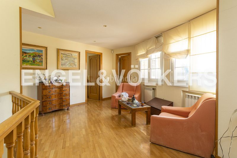 Foto cf59c63b-9251-4b29-9eb6-e56589dc8248. Casa amb calefacció aparcament piscina a Molino de la Hoz Rozas de Madrid (Las)