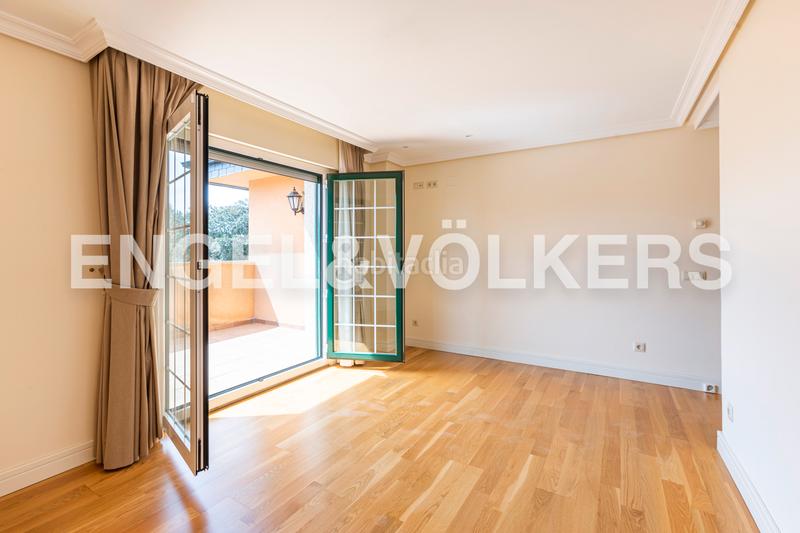 Foto e837e9b0-d7d5-4833-ae6f-256f543ac494. Casa magnífico chalet en la sierra de madrid en Alpedrete