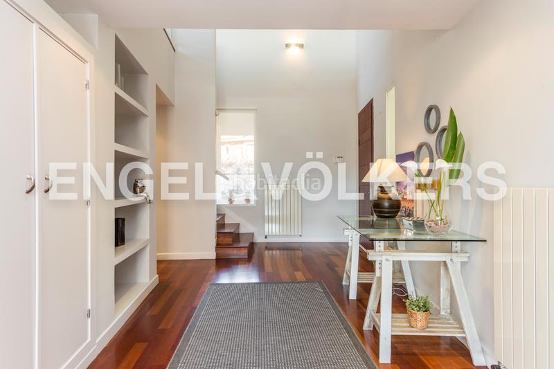 Foto dae2b548-d77c-424a-8967-a270ae379b85. Casa chalet exclusivo con diseño geométrico del prestigioso arquitecto pérez urruti en Majadahonda