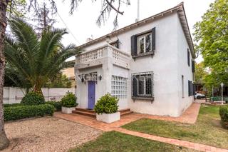 Casa en Nueva España. Chalet unifamiliar en parcela única de nueva españa