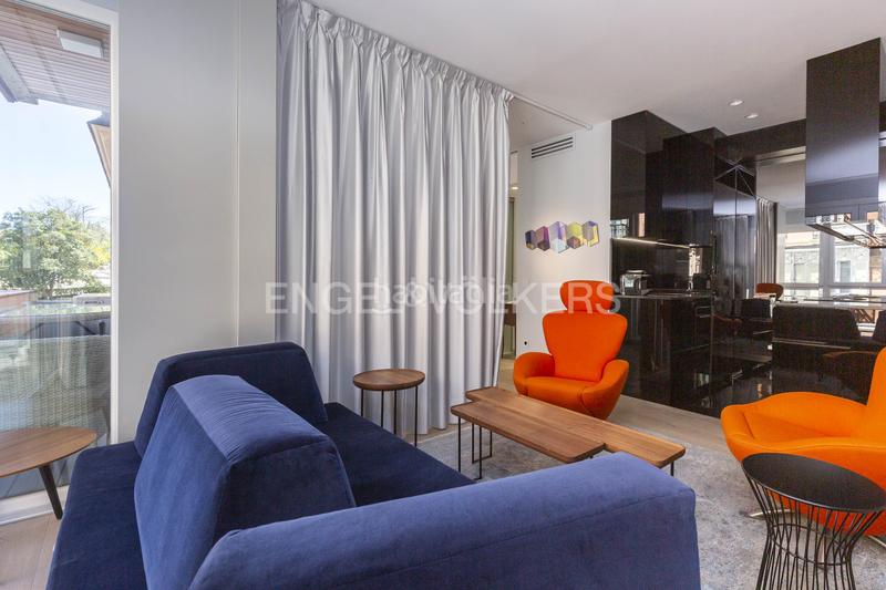 Foto 323cc5e8-eeec-4beb-b988-2e5d2ce0bd4d. Apartamento exclusivo loft de diseño a pasos del retiro. en Madrid