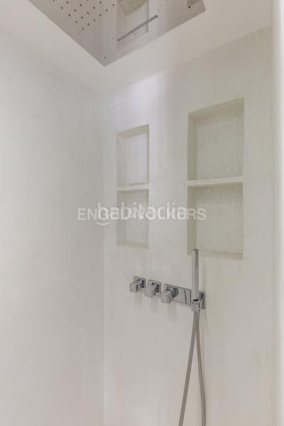Foto 7dfad7bd-de1a-4ed3-8e83-e6d518b253c1. Apartamento exclusivo loft de diseño a pasos del retiro. en Madrid