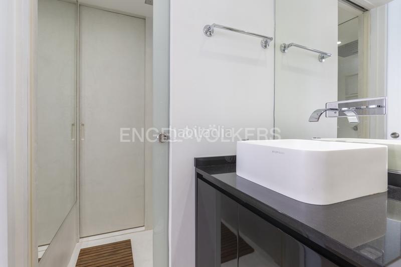 Foto 9b193d68-192a-438b-b0b0-0fd9eddb1b57. Apartamento exclusivo loft de diseño a pasos del retiro. en Madrid
