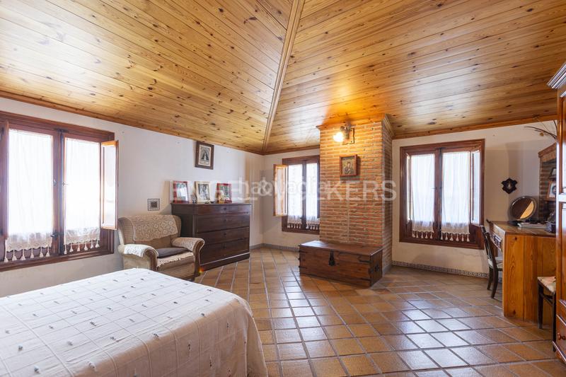 Foto 06c4173a-a749-4776-9ae4-ec38d09654c8. House with heating parking pool in Valdeolmos - Alalpardo