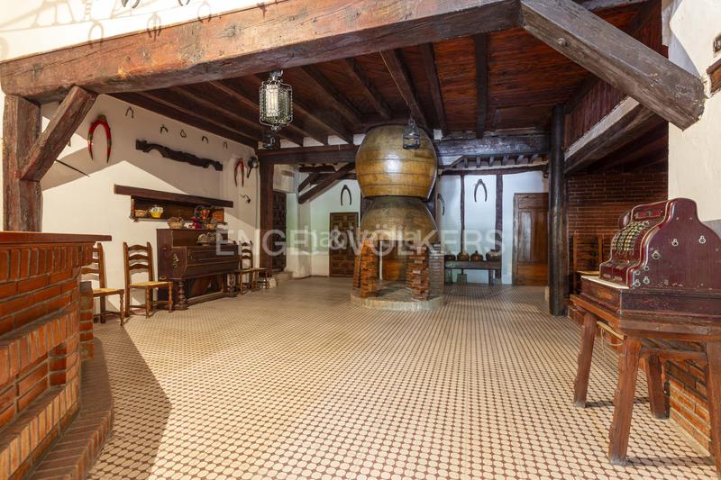 Foto 6498e8e7-d696-4df9-8956-493cbda02016. House with heating parking pool in Valdeolmos - Alalpardo