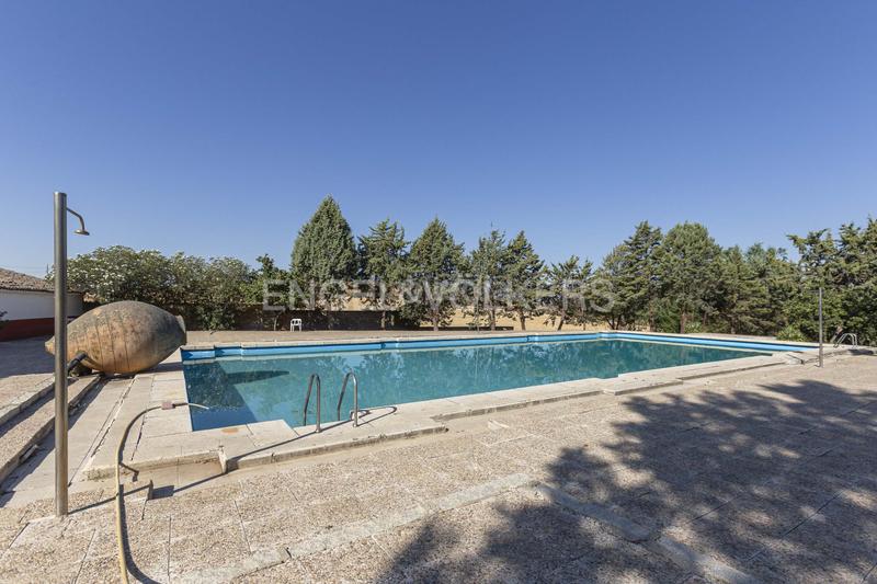 Foto cb80081f-702b-443a-85f7-a17eee3555da. House with heating parking pool in Valdeolmos - Alalpardo
