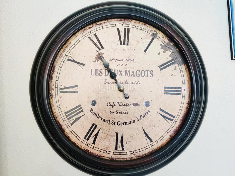 Foto c845d51e-6d56-4ab4-81c7-bade6fa79024. Piso  en venta en Barceloneta Barcelona