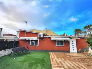 Chalet à Parets del Vallès. Casa en venta