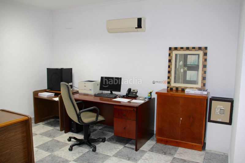 Foto 8b2c3a36-e3e4-44d4-a43b-49e832fdb3e9. Local comercial a Centro Urbano Benidorm