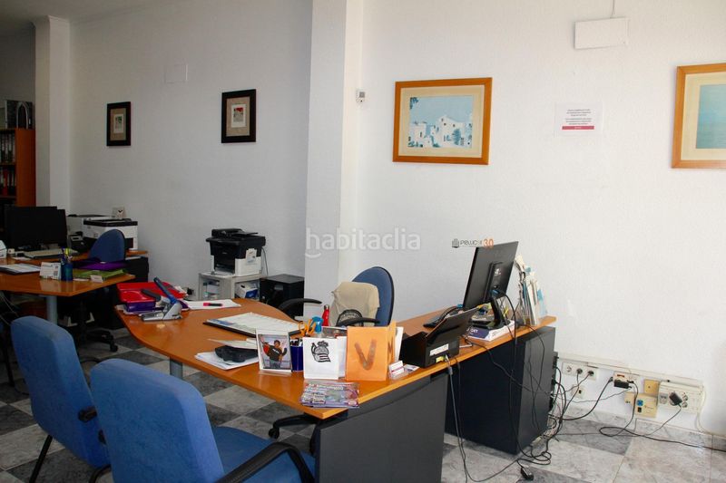 Foto a5a6c5da-e41f-43bf-b02e-568f6fd6f5b4. Local comercial a Centro Urbano Benidorm
