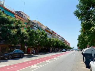 Appartement  Avenida rei jaume i. Luminoso piso de 4 dormitorios a solo 240m de la playa de ponien