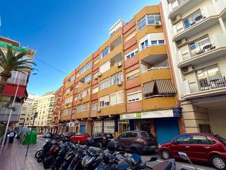 Àtic a Centro Urbano. Precioso ático a un paso del casco antiguo de benidorm y a solo