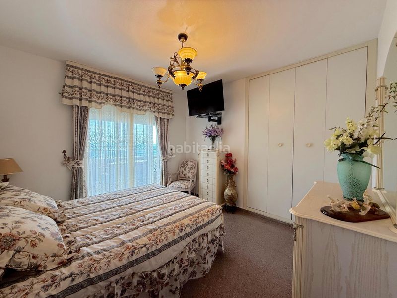 Foto 45543ce9-bb83-40f2-bca1-8c605ef178bd. Apartament amb aparcament piscina a Playa Poniente Benidorm