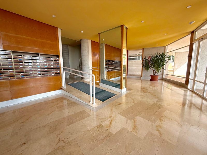 Foto 790314fd-df48-4b24-b78b-0886dd525079. Apartament amb aparcament piscina a Playa Poniente Benidorm
