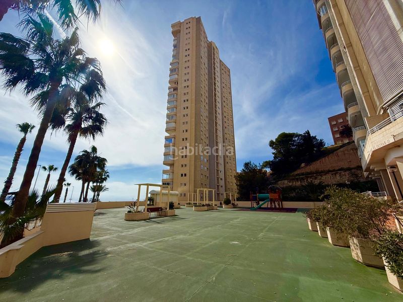 Foto aba58f2e-cd75-4e6a-b789-ebe4c3cb8ef5. Apartament amb aparcament piscina a Playa Poniente Benidorm