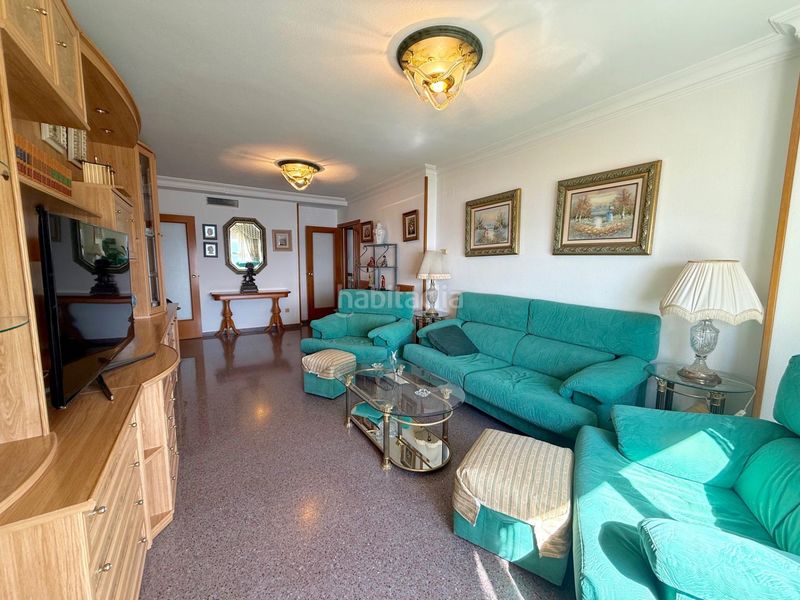 Foto d31f27c5-0059-4e94-bd7e-391e0fad8306. Apartament amb aparcament piscina a Playa Poniente Benidorm