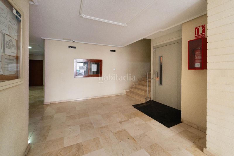 Foto 551e8d92-fd21-495e-8577-3ce9d492d7b2. Pis a Colonia Madrid Benidorm