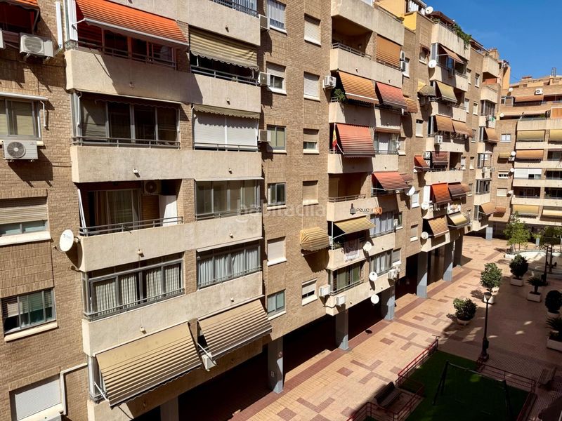 Foto c5dcb877-aed9-4a02-ad41-9d2b0da2d7fb. Pis amb aparcament a Centro Urbano Benidorm